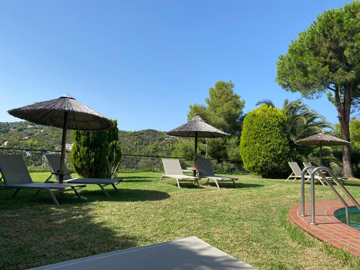 Villa Xanthippi Agia Paraskevi  Luaran gambar