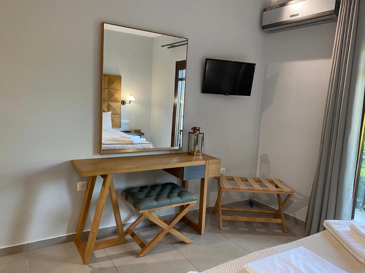 Villa Xanthippi Agia Paraskevi  Luaran gambar