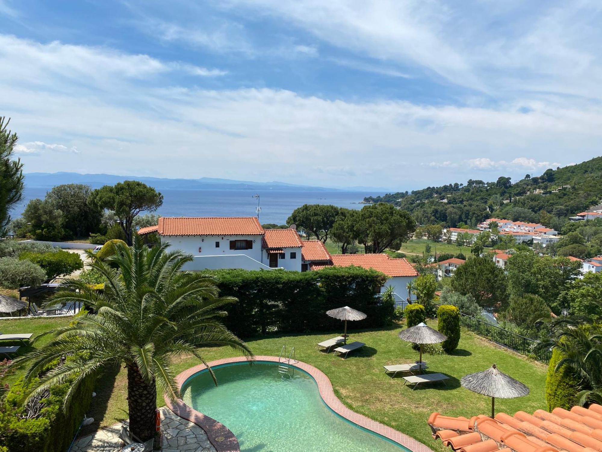Villa Xanthippi Agia Paraskevi  Luaran gambar