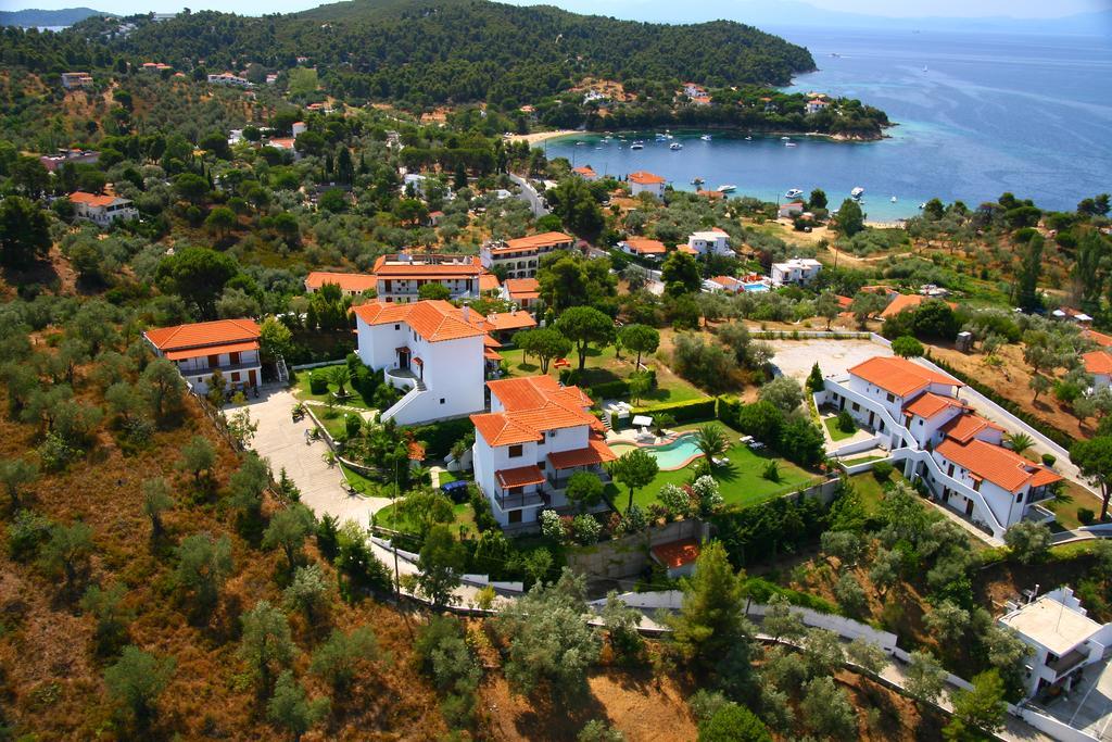 Villa Xanthippi Agia Paraskevi  Luaran gambar