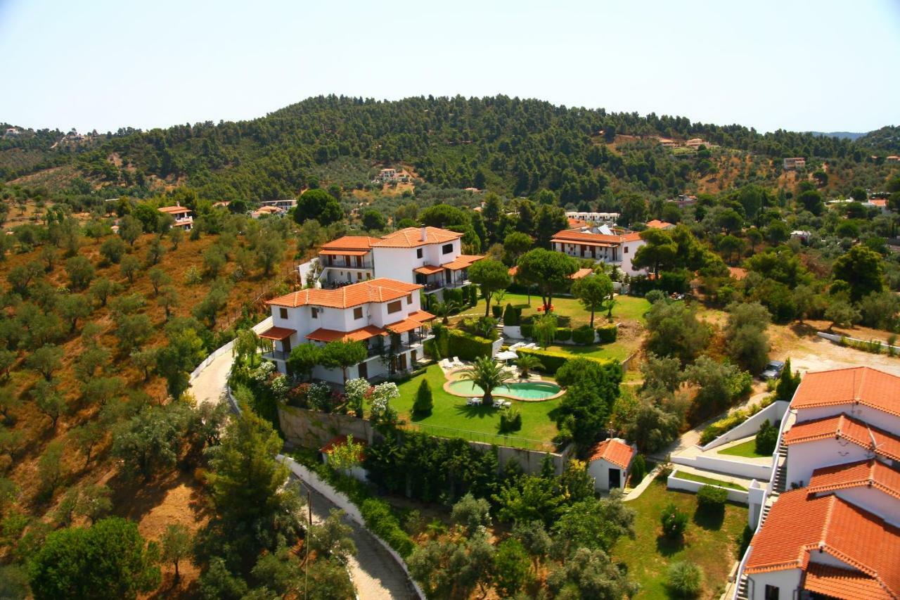 Villa Xanthippi Agia Paraskevi  Luaran gambar